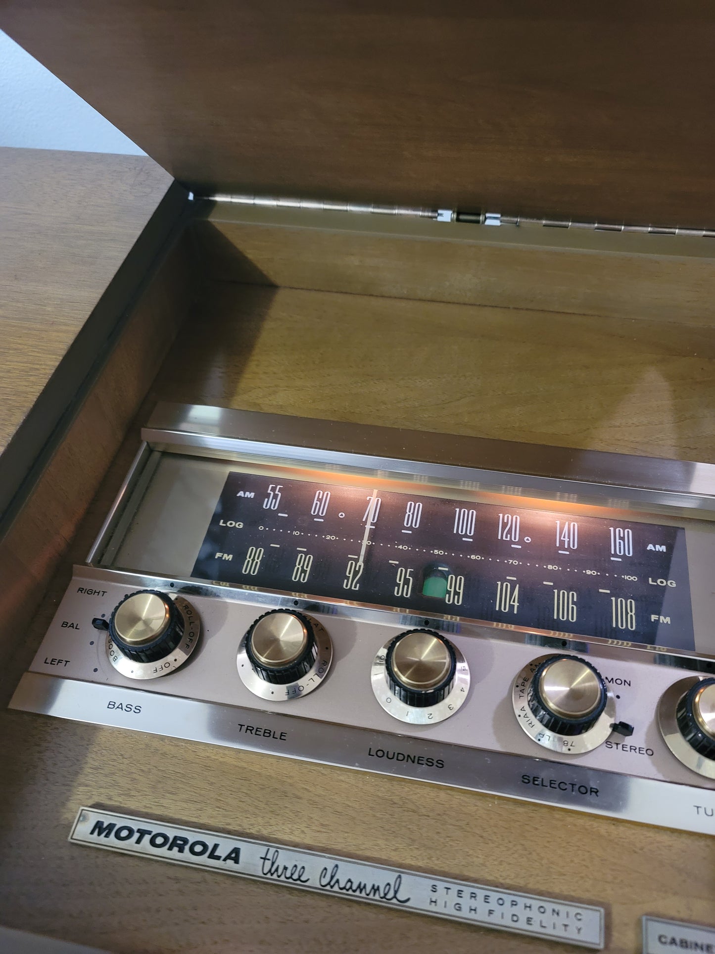 Motorola HI FI Stereo Console Record Player Credenza MCM