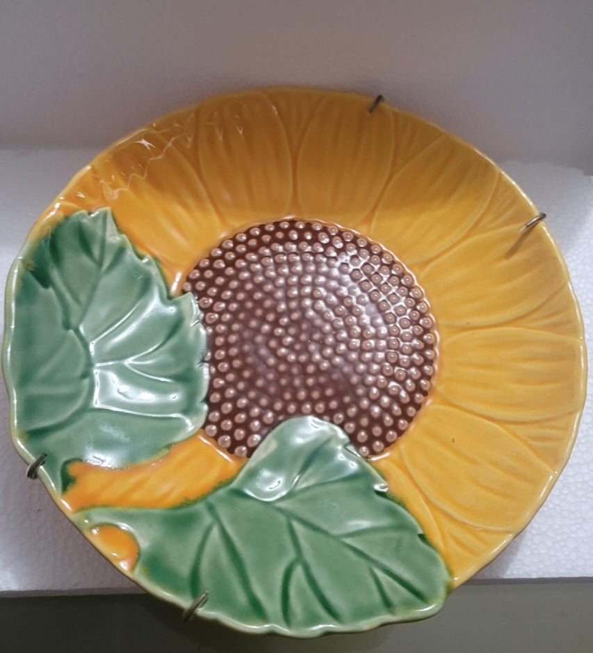 Vintage Bordallo Pinheiro 8" Majolica Sunflower Plates Set 3 Salad Dessert